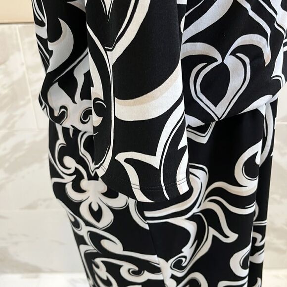 White House Black Market Women's Black and White Dress. Size M - Picture 4 of 9